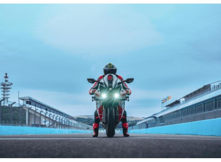 bimota KB998 Rimini : début des ventes le 9 avril