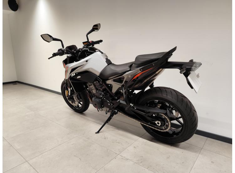 KTM 790 DUKE ABS / bride A2 / 2025 