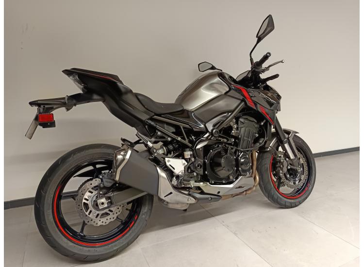 KAWASAKI Z 900