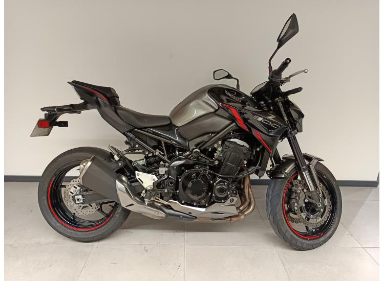KAWASAKI Z 900
