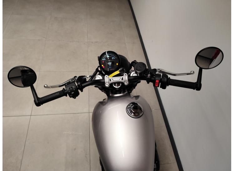 TRIUMPH SPEED TWIN 900 / NEW 2025 / 1.174 KM