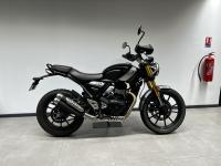 TRIUMPH Scrambler 400 X /2024/ black metal 