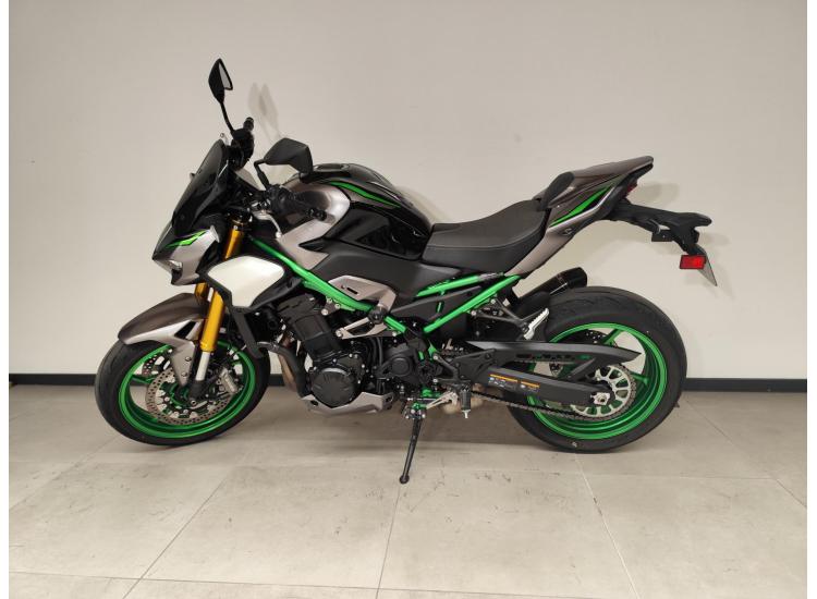 Z900 SE 2025 / 1200kms / PACK PERF / 217€mois avec assurance GVA 