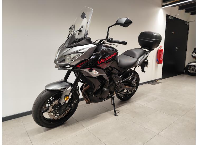 KAWASAKI VERSYS 650 / 2021 / 13.940 km / A2 possible
