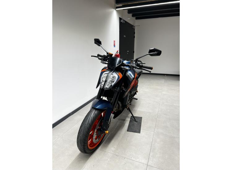 KTM 890 DUKE R akrapovic 