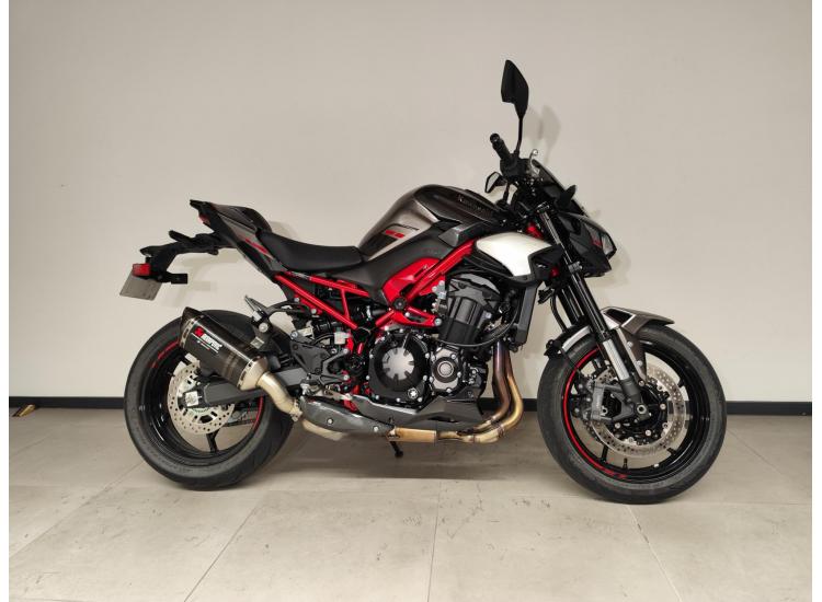 Z 900 A2 / 2025 / 750KMS / PACK PERF SHIFTER / 170€/mois 36mois avec assurance gva