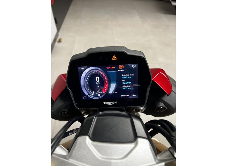 TRIUMPH SPEED TRIPLE 1200 RS