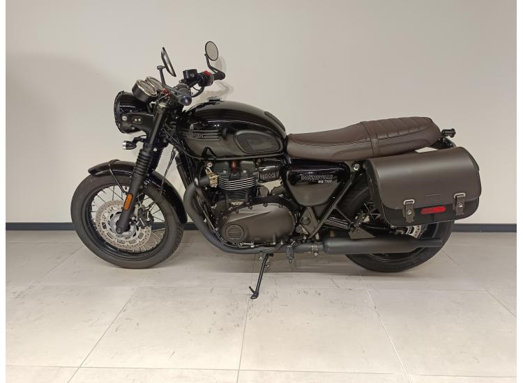 TRIUMPH BONNEVILLE T100 BLACK A2