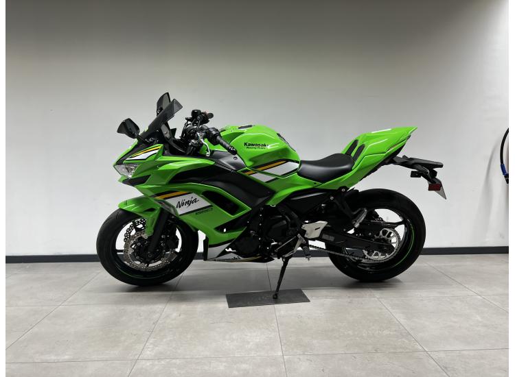 KAWASAKI NINJA 650 (a2) PACK PERFORMANCE 2025