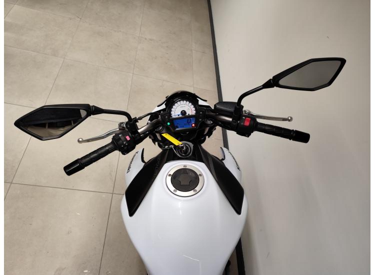 KAWASAKI ER-6 N /2016 / 5 574 km /A2 possible 