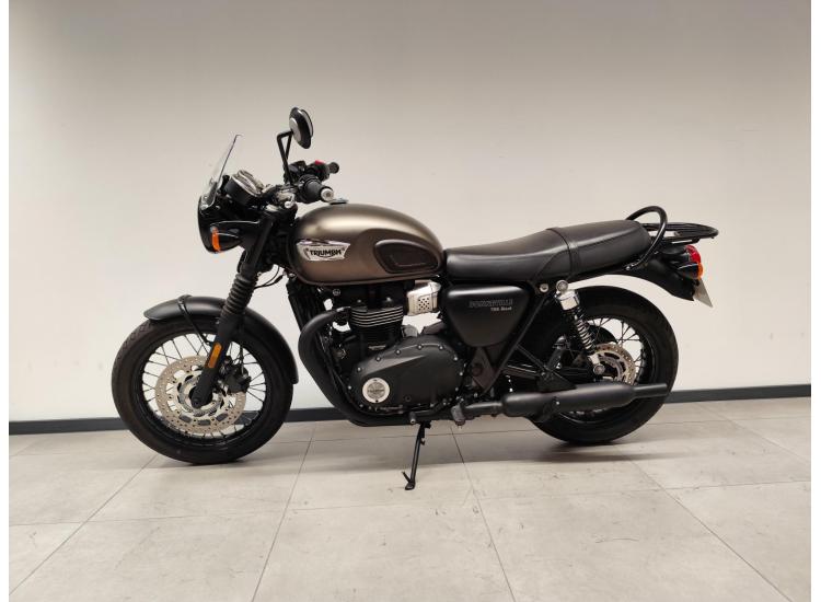 TRIUMPH BONNEVILLE T100 BLACK / 2020 / 17.000km