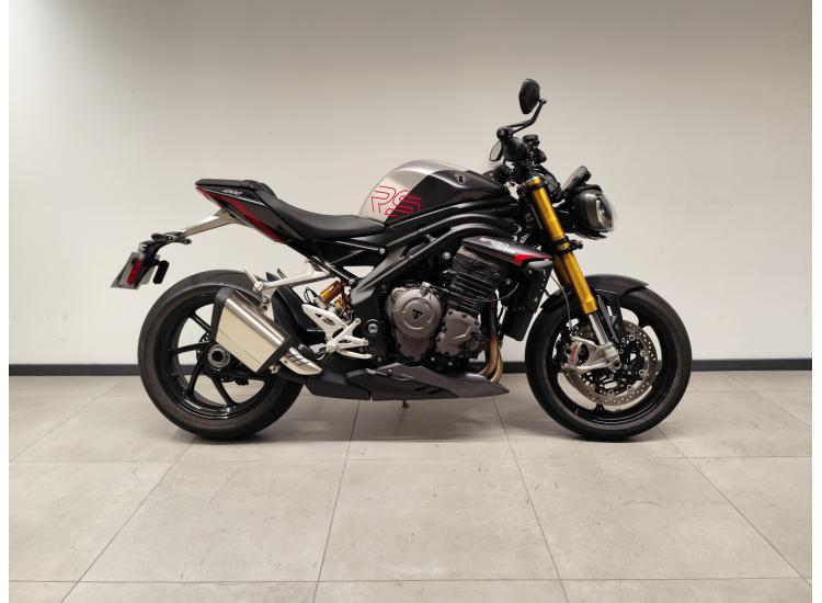 TRIUMPH SPEED TRIPLE 1200 RS 2025 / 782 km