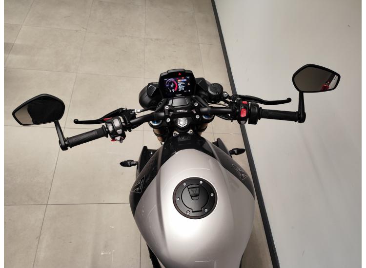 TRIUMPH SPEED TRIPLE 1200 RS 2025 / 782 km