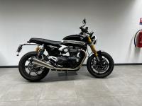 TRIUMPH SPEED TWIN 1200 rs /2025 / 990km