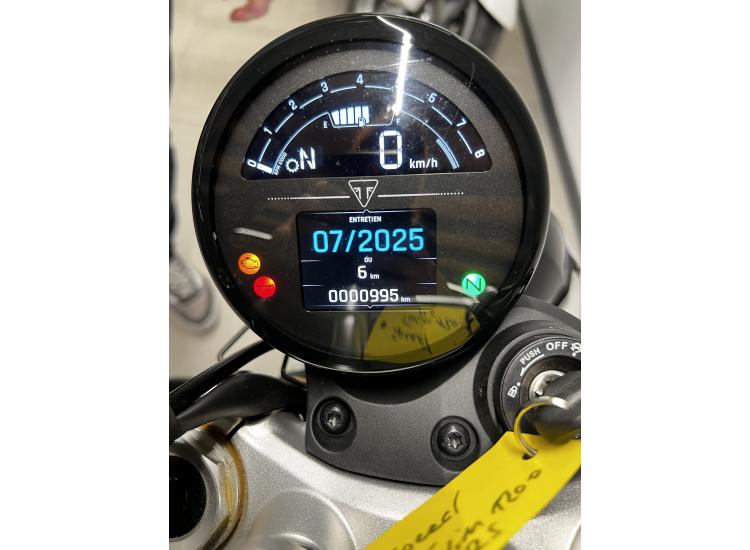 TRIUMPH SPEED TWIN 1200 rs /2025 / 990km