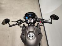 TRIUMPH STREET TRIPLE 765 RS / 2023 / 9.000 km 