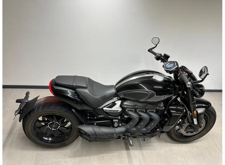 TRIUMPH ROCKET 3 R STORM