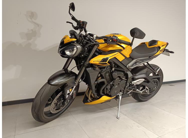 TRIUMPH STREET TRIPLE 765 RS
