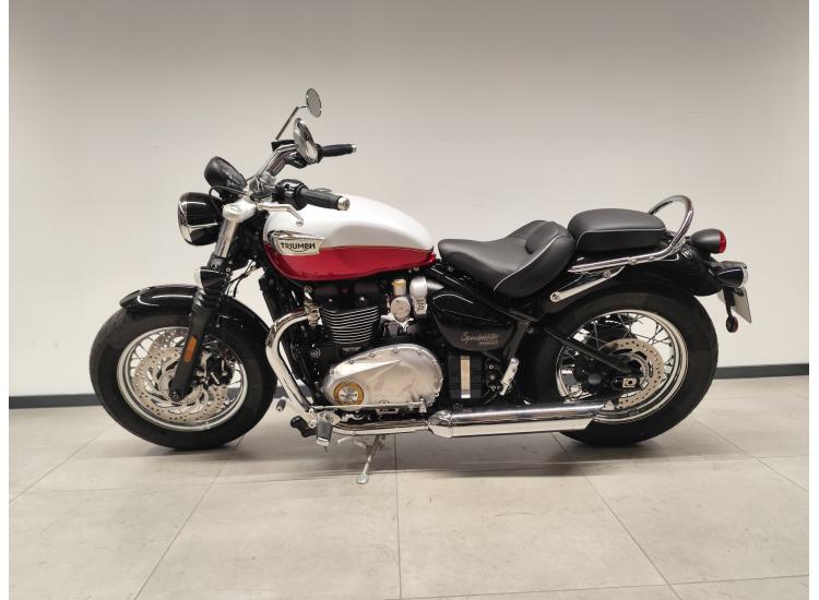 TRIUMPH BONNEVILLE SPEEDMASTER 1200 / 2025 / 500 km