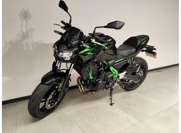 Z650 / 2025/ 600KMS / 115€/MOIS AVEC ASSURANCE GVA